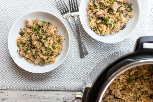 Microwave pressure cooker chicken rice