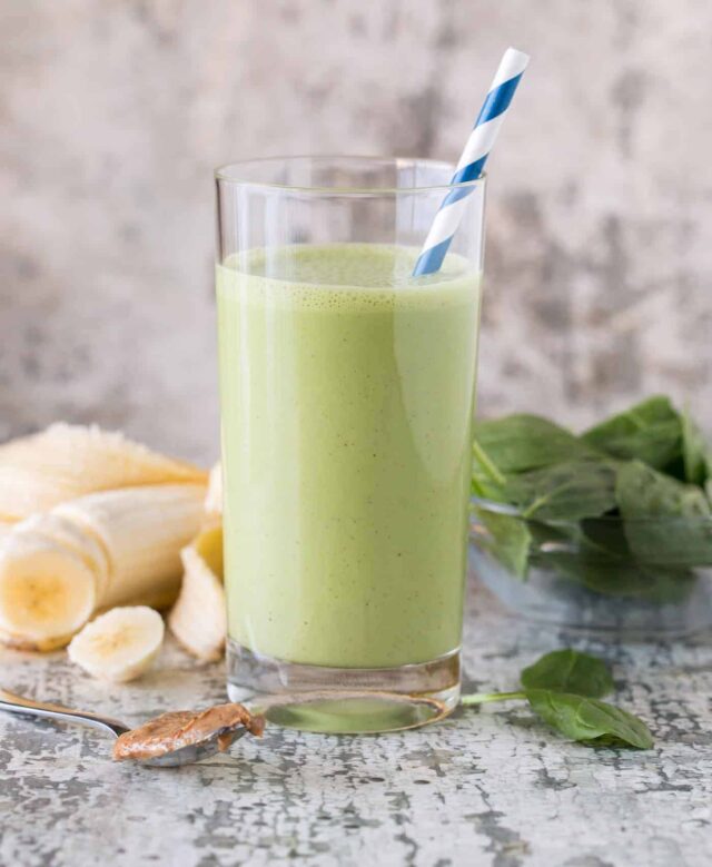 Natural protein powder for your smoothie