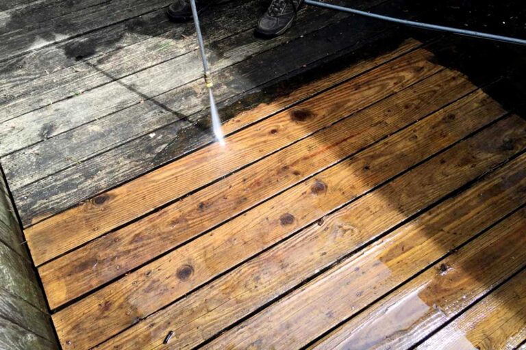 7 Tips and Tricks For Restoring Faded Composite Decking 2024 Guide Ferguson Action 2024