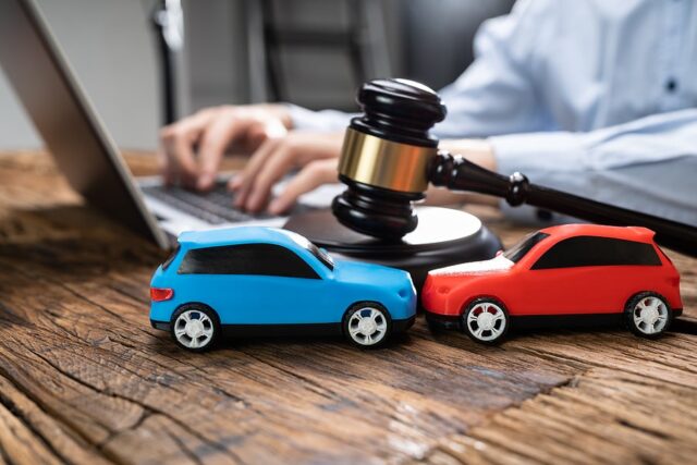 What Does a Car Accident Lawyer Do